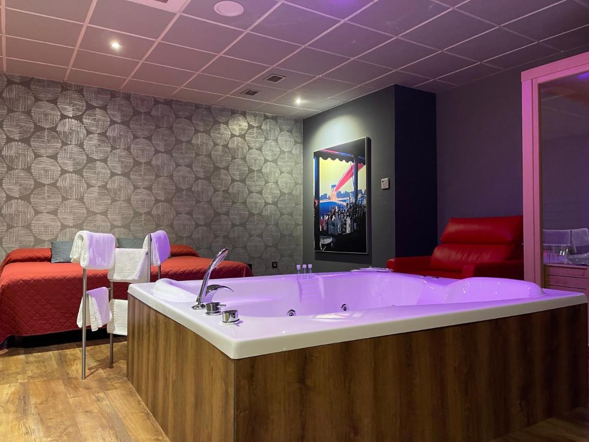 Motel Los Abedules Oviedo Eksteriør billede