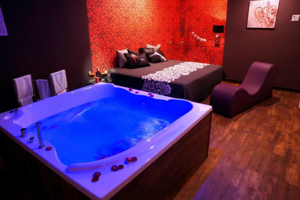 Motel Los Abedules Oviedo Eksteriør billede
